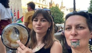 Ariana OFS w daughter