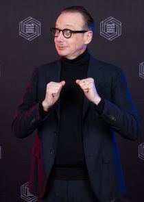 Karl Steven 210 tall